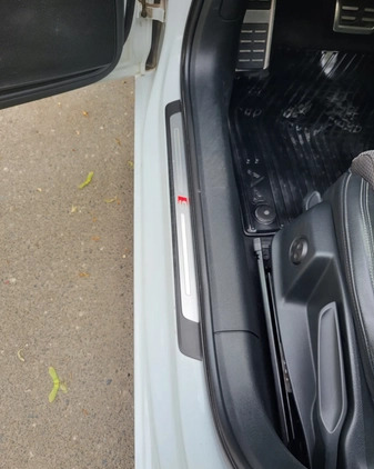 Audi A4 cena 81900 przebieg: 195000, rok produkcji 2016 z Ziębice małe 379
